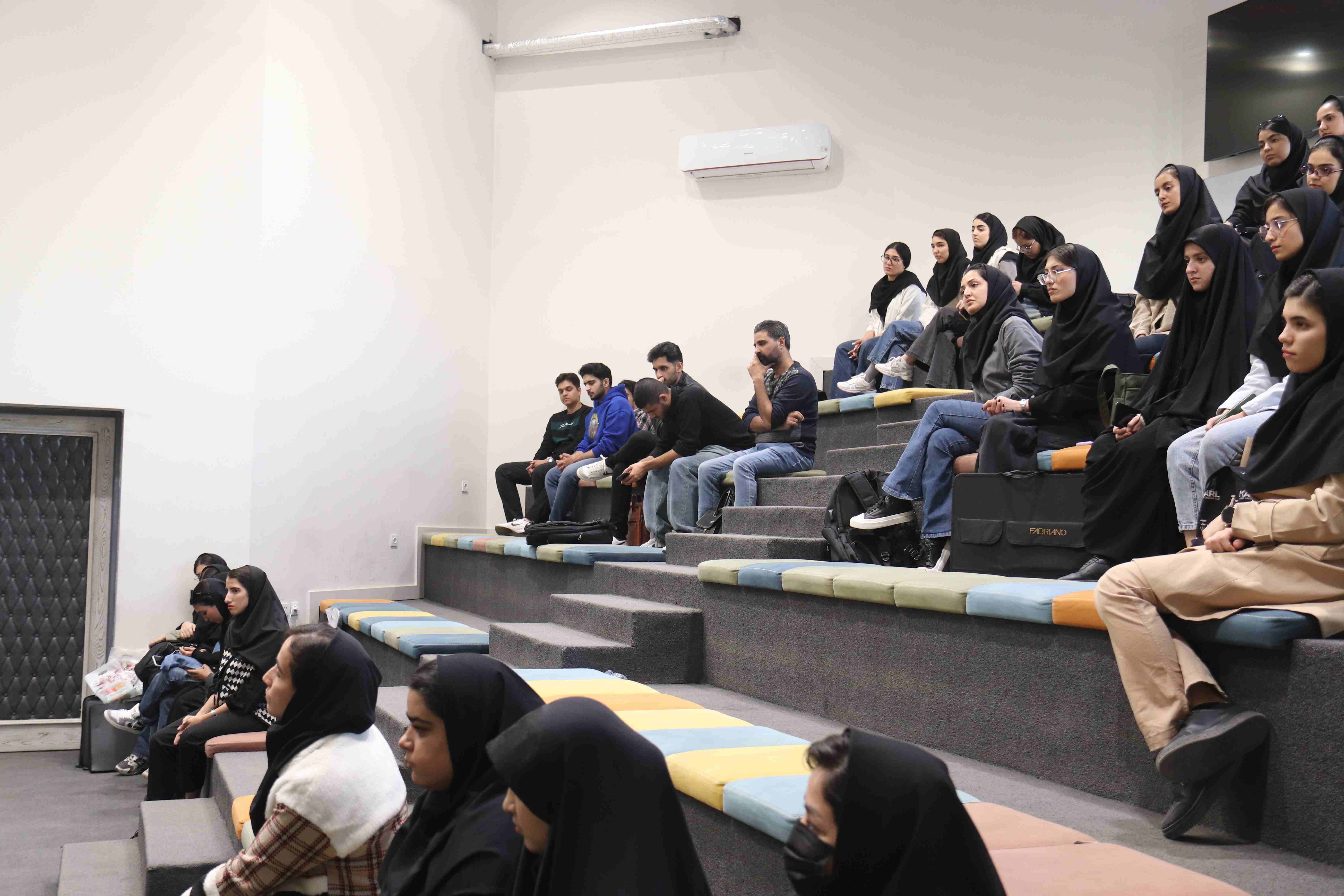 جلسه معارفه نو دانشجویان موسسه مهر ماه 1404