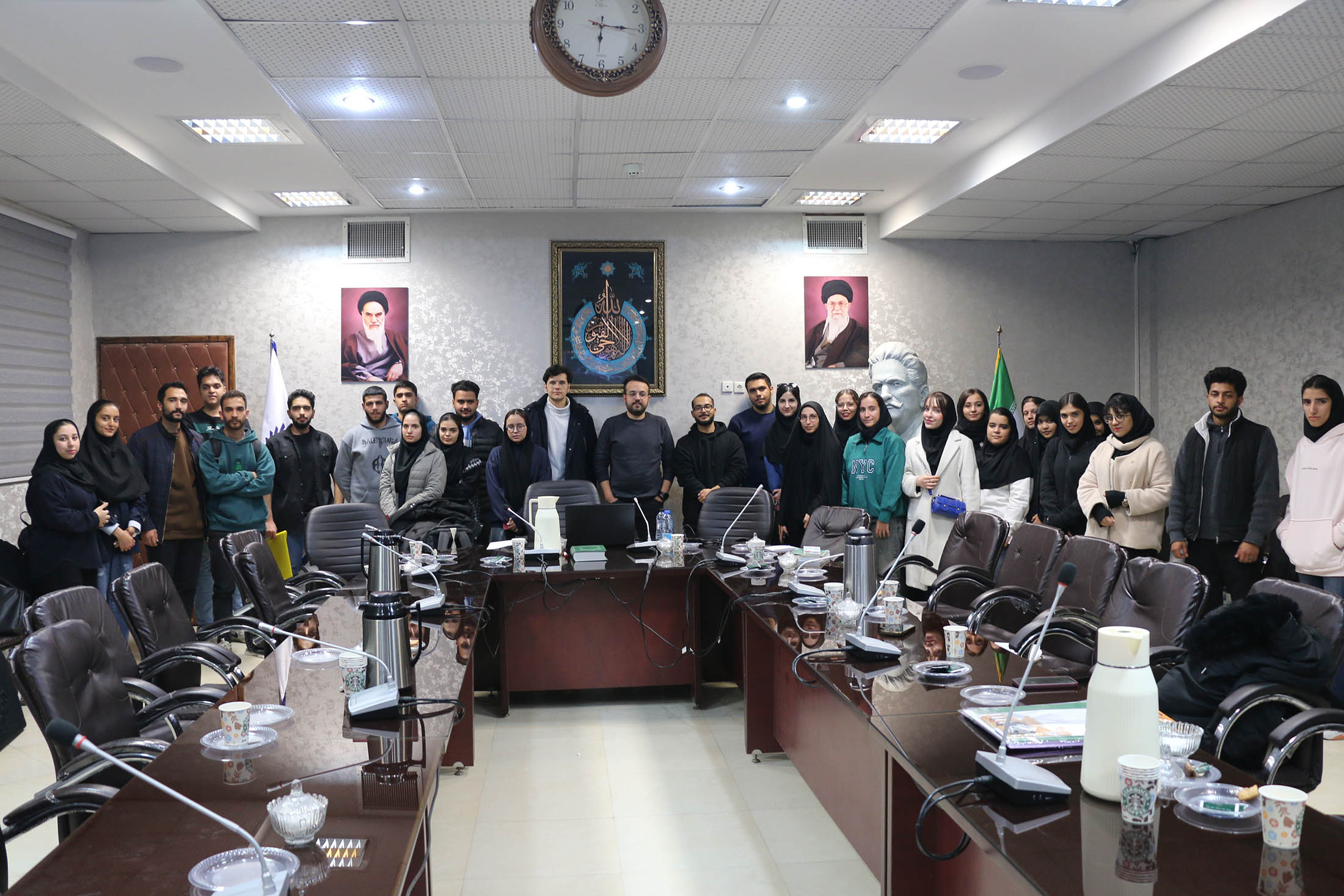 کارگاه آشنایی با کاربردهای هوش مصنوعی در طراحی و تولید محتوا