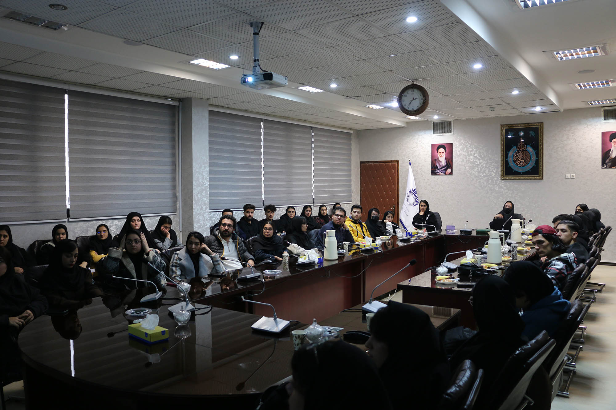 کارگاه «نحوه جست‌وجوی منابع و مقاله‌نویسی علمی»