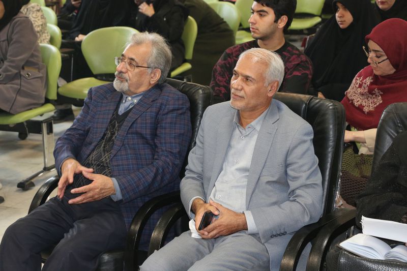 گزارش تصویری از جشنواره شعر دانشجویی اقبال