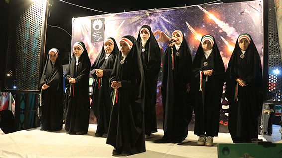 گردهمایی استادان، کارکنان و دانشجویان موسسه در کنار مردم، در تجمعات شبانه با محوریت "امید و همدلی"