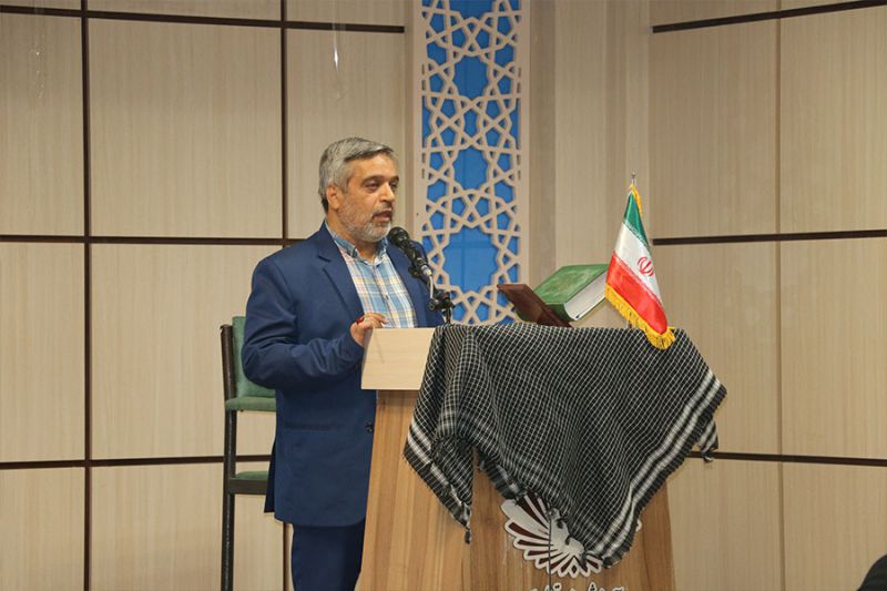 پرچم گنبد مطهر حرم حضرت ابوالفضل العباس (ع) در موسسه آموزش عالی اقبال لاهوری