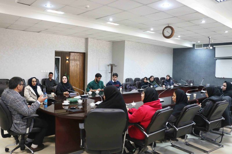 برگزاری ورکشاپ «گیاهان دارویی؛ گنج پنهان ایران و فرصت‌های طلایی شغلی برای نسل شما»