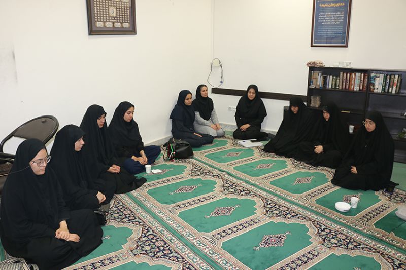 برگزاری مراسم عزاداری سالروز شهادت امام جعفر صادق (ع) با یاد و خاطره شهدای دانش آموز میناب